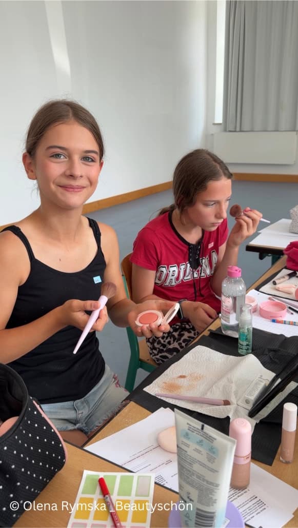 Make-Up Workshop (2)