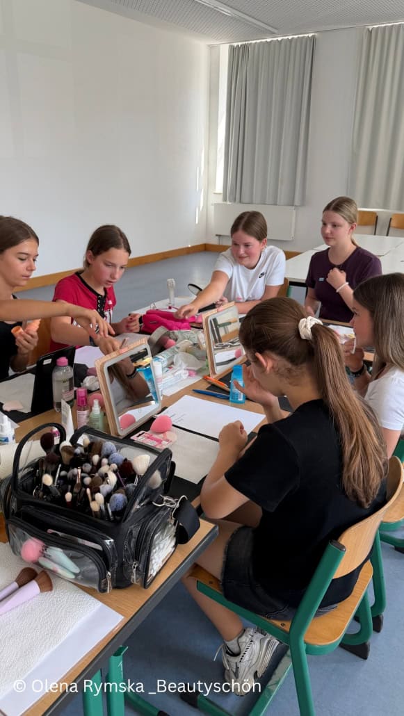 Make-Up Workshop (4)
